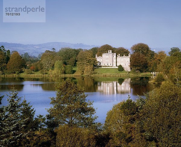 Palast  Schloß  Schlösser  Monarchie  Name  Plantage  Jahrhundert  Irland