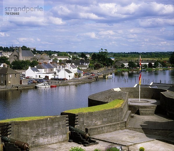 Co Westmeath  River Shannon  From Athlone Castle