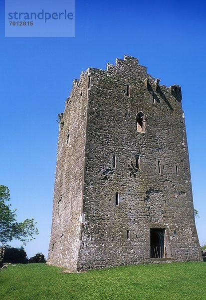 Co Tipperary  Lorrha  Lacken Castle