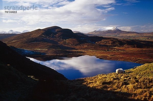 Berg  sehen  County Donegal  Irland