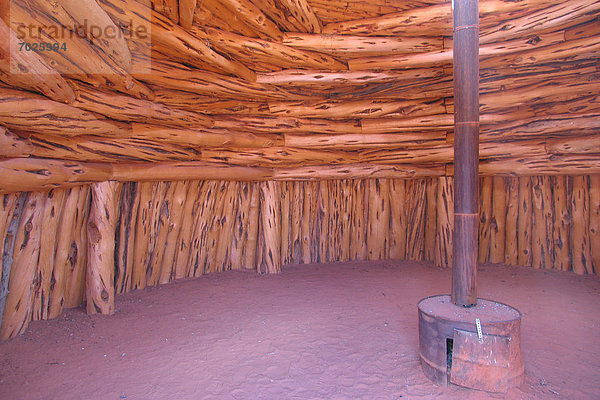 Hütte  Innenaufnahme  Navajo