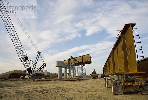 bauen  Gerät  Fernverkehrsstraße  schwer