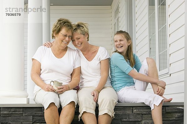 Großmutter Familie - Mensch Mutter und Tochter