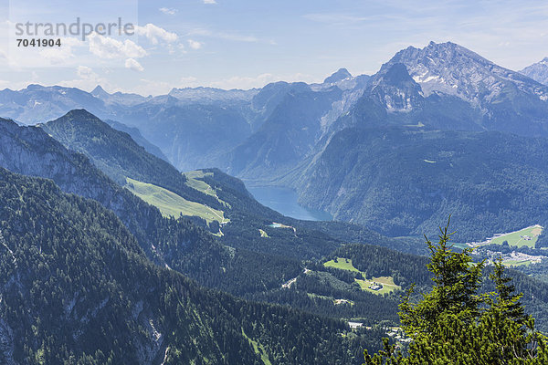 Königssee  Aussicht vom Kehlsteinhaus auf die Alpen  Berchtesgadener Land  Bayern  Deutschland  Europa