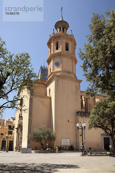 Kirche EsglÈsia de Santa Maria  Arenys de Mar  Comarca Maresme  Costa del Maresme  Katalonien  Spanien  Europa  ÖffentlicherGrund