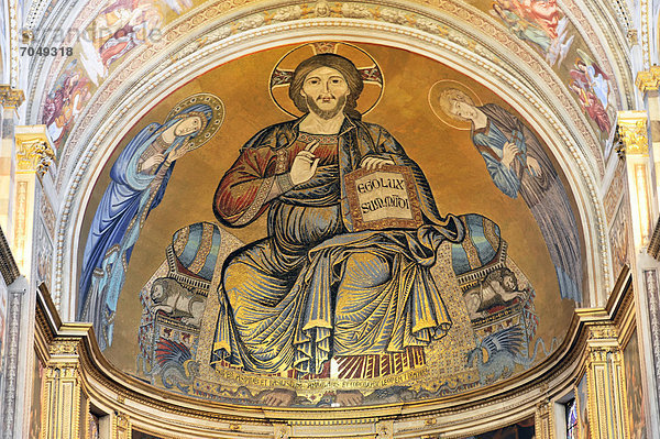 Kuppel Mosaik  Malerei im Chor  Dom  Piazza Dei Miracoli  Pisa  Toskana  Italien  Europa
