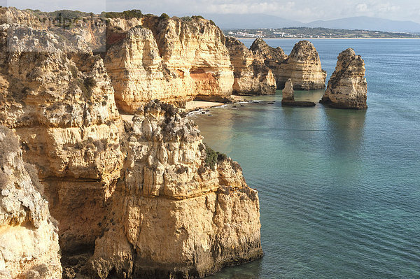 Ponta da Piedade  Spitze der Frömmigkeit  Felsformationen  Lagos  Algarve  Portugal  Europa