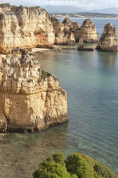 Ponta da Piedade  Spitze der Frömmigkeit  Felsformationen  Lagos  Algarve  Portugal  Europa