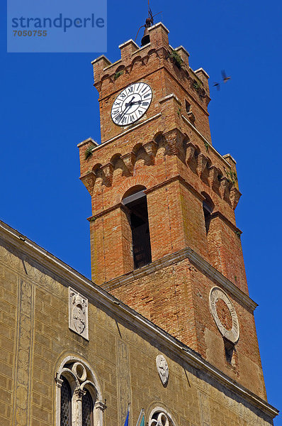 Rathaus Palazzo Comunale  Piazza Pio II  Pienza  UNESCO-Weltkulturerbe  Val d'Orcia  Provinz Siena  Toskana  Italien  Europa