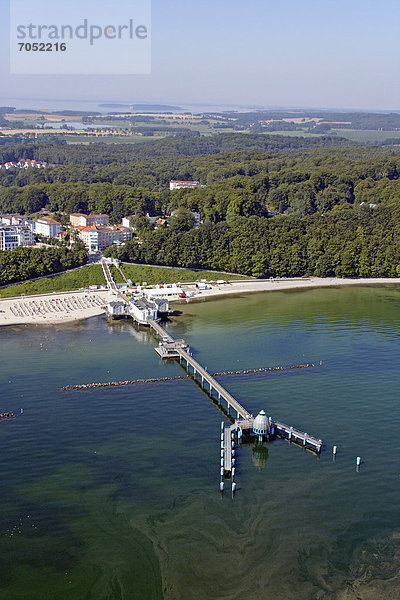Luftaufnahme  Seebrücke Sellin  Insel Rügen  Mecklenburg-Vorpommern  Deutschland  Europa