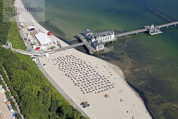 Luftaufnahme  Seebrücke Sellin  Insel Rügen  Mecklenburg-Vorpommern  Deutschland  Europa