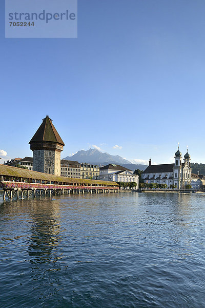 Wasser Europa über Brücke Fluss Kapelle Schweiz