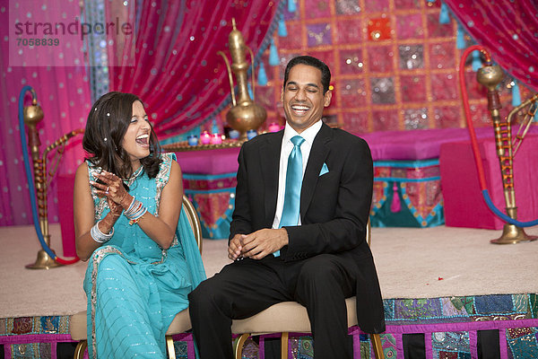 lachen  Hochzeit  Indianer