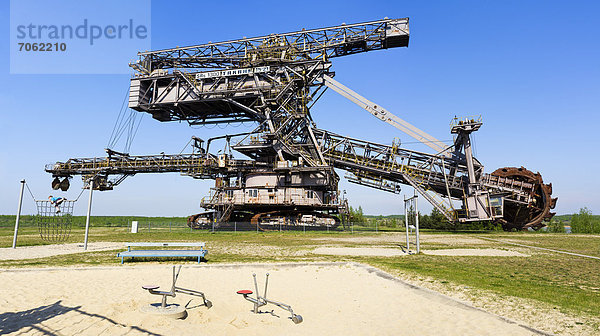 Schaufelradbagger im Ferropolis-Freilichtmuseum bei Gräfenhainichen  Sachsen-Anhalt  Deutschland