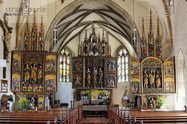 Drei spätgotische Flügelaltäre in Pfarrkirche Waldburg  Mühlviertel  Oberösterreich  Österreich  Europa