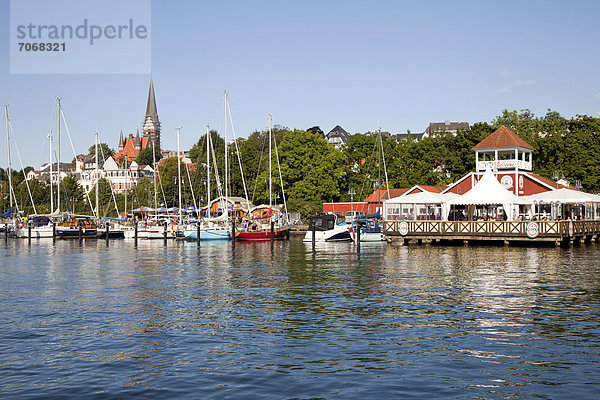 Cafe  Restaurant Bellevue und Marina an der Schlei in Flensburg  Schleswig-Holstein  Deutschland  Europa