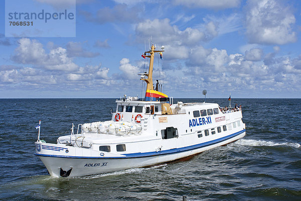 Ausflugsschiff  Bansin  Insel Usedom  Mecklenburg-Vorpommern  Deutschland  Europa