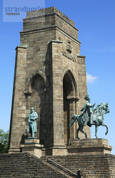 Kaiser-Wilhelm-Denkmal  Dortmund-Syburg  Nordrhein-Westfalen  Deutschland  Europa