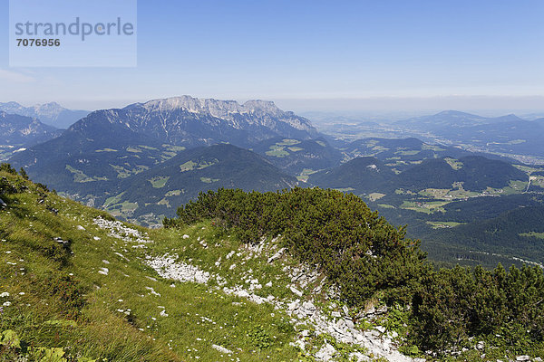 Blick vom Kehlstein  links Untersberg  rechts Salzachtal  Berchtesgaden  Berchtesgadener Alpen  Oberbayern  Bayern  Deutschland  Europa
