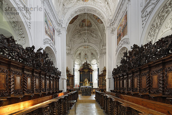Chorgest¸hl  Stiftskirche Baumgartenberg Mariä Himmelfahrt  M¸hlviertel  Oberösterreich  Österreich  Europa