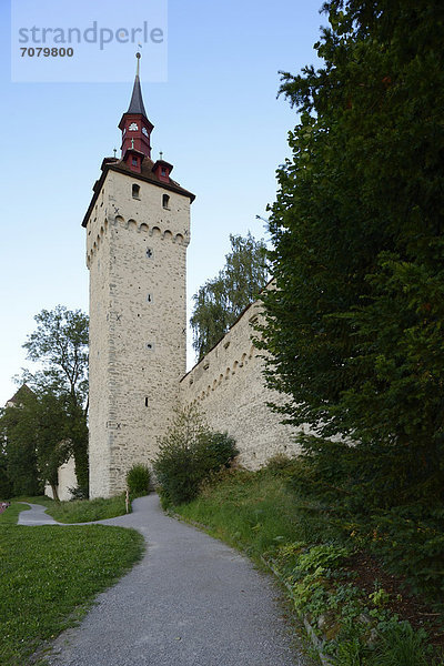 Wachturm  einer der neun Museggt¸rme der Stadt Luzern  Schweiz  Europa