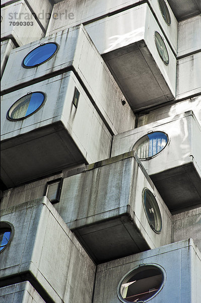 Kapsel  Kapseln  Gebäude  Wahrzeichen  Beton  moderne Architektur  Ginza  japanisch