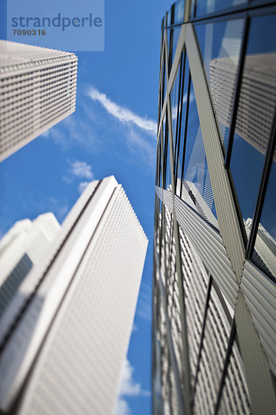 hoch  oben  Straße  Architektur  Hochhaus  groß  großes  großer  große  großen  Ansicht  Sehenswürdigkeit  Ortsteil  modern  Shinjuku
