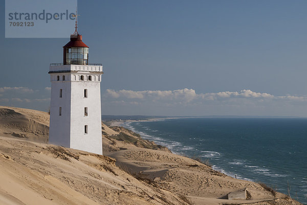 Dänemark  Blick auf den Leuchtturm Rubjerg Knude an der Nordsee