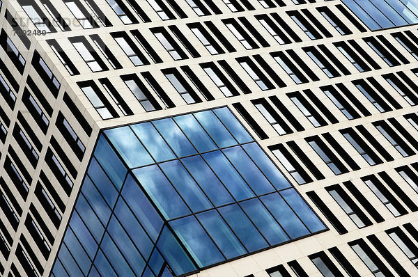 Deutschland  München  Ansicht Bürogebäude