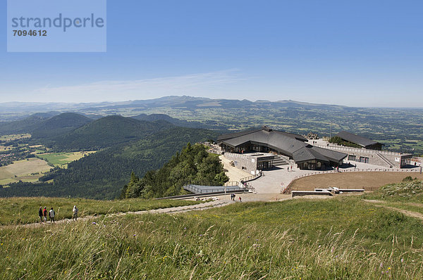 'Bergstation ''Panoramique des Domes''  Touristenbahn des Puy de Dome  Regionaler Naturpark der Vulkane der Auvergne  Frankreich  Europa'