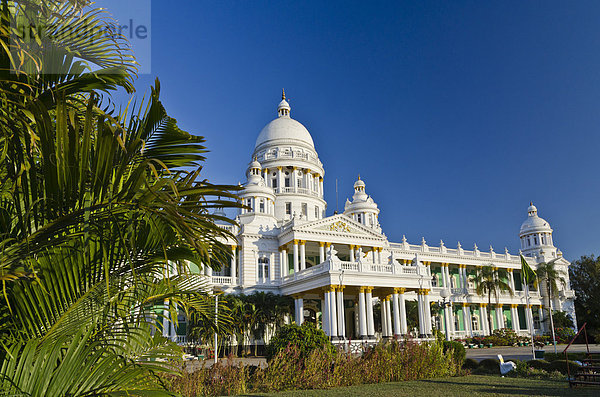 Lalitha Mahal Palace Hotel außerhalb von Mysore  Indien  Asien