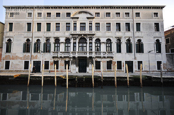 Palazzo am Kanal  Dorsoduro  Venedig  Venezia  Venetien  Italien  Europa