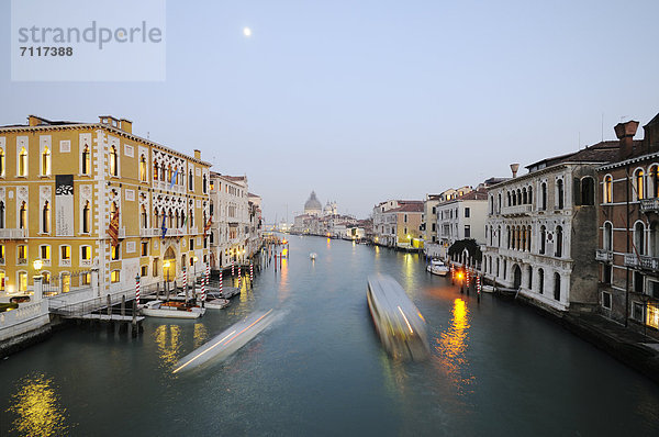 Europa Venedig Venetien Canale Grande Italien Palazzo Cavalli-Franchetti