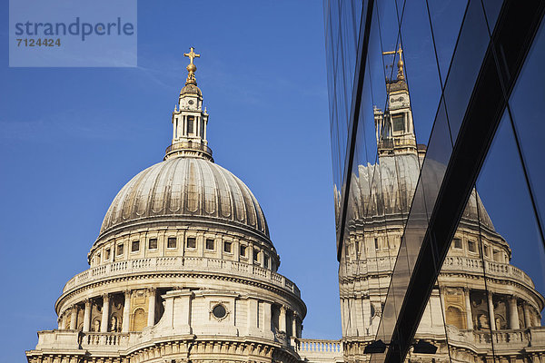 Kuppel  Europa  Urlaub  Glas  britisch  Großbritannien  London  Hauptstadt  Reise  Spiegelung  Kathedrale  St. Pauls Cathedral  Kuppelgewölbe  England  Tourismus