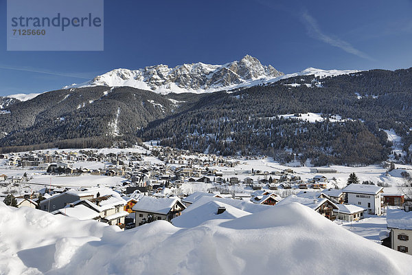 Europa Winter Dorf Kanton Graubünden Schweiz