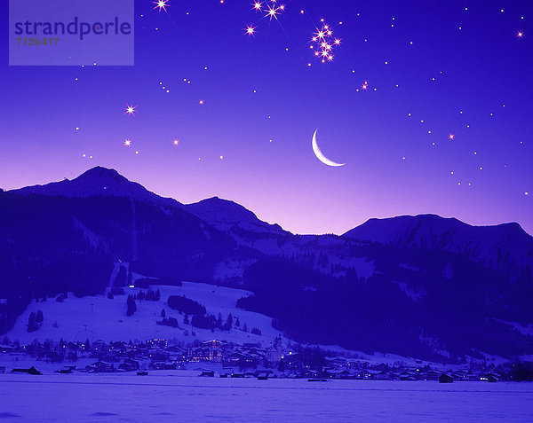 sternförmig  Europa  Berg  Nacht  Reise  Mond  Außerfern  Österreich  Stimmung  Schnee  Tourismus  Tirol