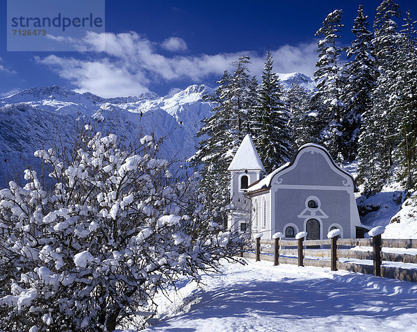 Europa  Schneedecke  Winter  Frische  Schnee  Schneeflocke  Österreich  Tirol