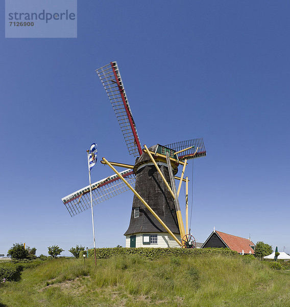 Windturbine  Windrad  Windräder  Europa  Sommer  Niederlande