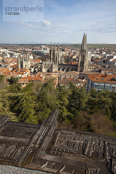 Skyline  Skylines  Europa  Architektur  Geschichte  Religion  Kathedrale  UNESCO-Welterbe  Denkmal  Burgos  Innenstadt  El Cid  alt  Spanien