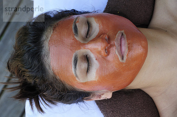 Frau Beauty Spa Mittelamerika Gesichtsausdruck Gesichtsausdrücke Ausdruck Ausdrücke Mimik Maske Gesichtsmaske Maske Nicaragua Wellness