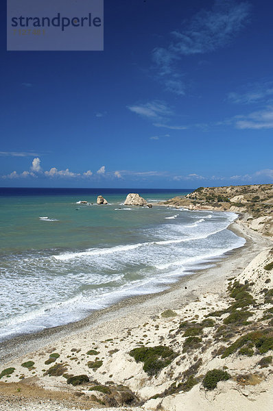 Felsbrocken  Landschaftlich schön  landschaftlich reizvoll  Europa  Steilküste  Küste  Meer  Natur  Griechenland  Zypern  griechisch