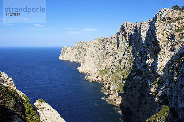 Außenaufnahme  Landschaftlich schön  landschaftlich reizvoll  Europa  Tag  europäisch  Küste  niemand  Meer  Natur  Insel  Mallorca  Kap Formentor  Balearen  Balearische Inseln  Mirador  freie Natur  Spanien  spanisch