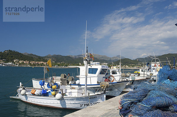 Fischereihafen  Fischerhafen  Außenaufnahme  Hafen  Europa  Tag  europäisch  niemand  Boot  Insel  Mallorca  Balearen  Balearische Inseln  Fischerboot  freie Natur  Spanien  spanisch