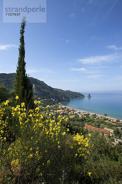 Hochformat Außenaufnahme Landschaftlich schön landschaftlich reizvoll Europa Küste Meer Natur Insel Korfu Griechenland Mittelmeer freie Natur