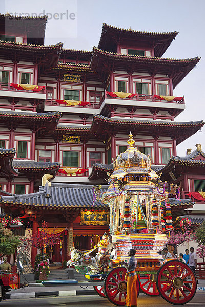 Urlaub  Reise  chinesisch  Indianer  Hinduismus  Tempel  Asien  Buddha Tooth Relic Tempel  Singapur  Tourismus