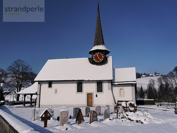 Winter Kirche Emmentaler Kanton Bern Friedhof Schnee Schweiz