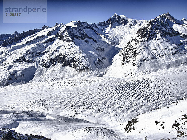 Landschaftlich schön landschaftlich reizvoll Berg Winter weiß Eis Natur Alpen blau Schnee Schweiz Kanton Wallis