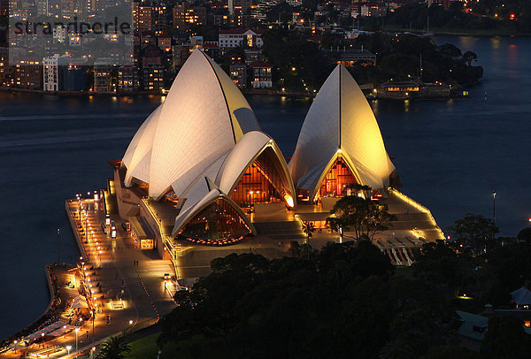 Sehenswürdigkeit Wasser Hafen Reise Nacht Erhöhte Ansicht Aufsicht Stadt Großstadt Australien Metropole New South Wales Oper Sydney Tourismus