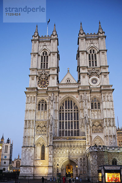 beleuchtet  Urlaub  Großbritannien  London  Hauptstadt  Reise  Kirche  Westminster  Sehenswürdigkeit  Nacht  England  Tourismus  Westminster Abbey