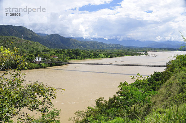 Hängebrücke  Brücke  Fluss  Kolumbien  alt  Südamerika